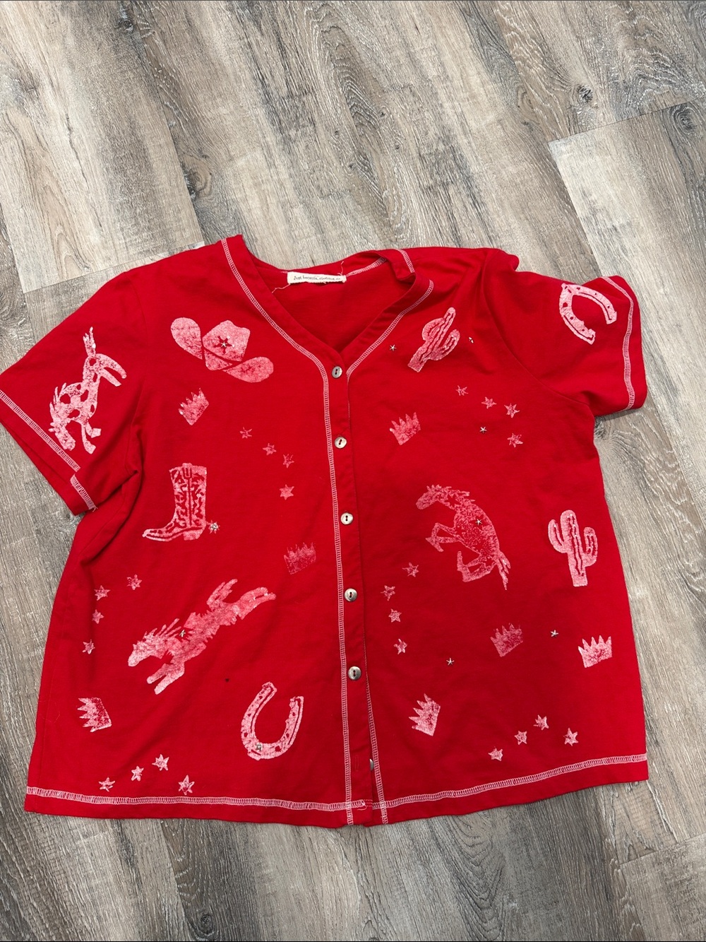 Just because clothing co Red Western Button-Up Top baseball style sz l
